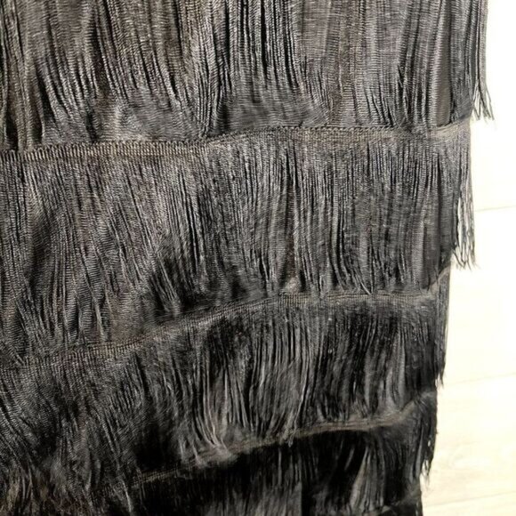 Women's Fashion Flapper Layered Fringe Dress‎ with Sequin Neckline - Picture 5 of 6